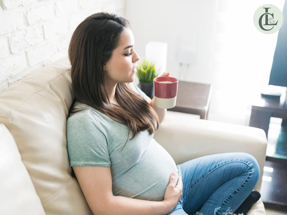 bầu 3 tháng đầu uống cà phê sữa được không?