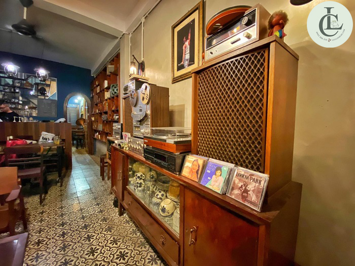 La Madame Cafe