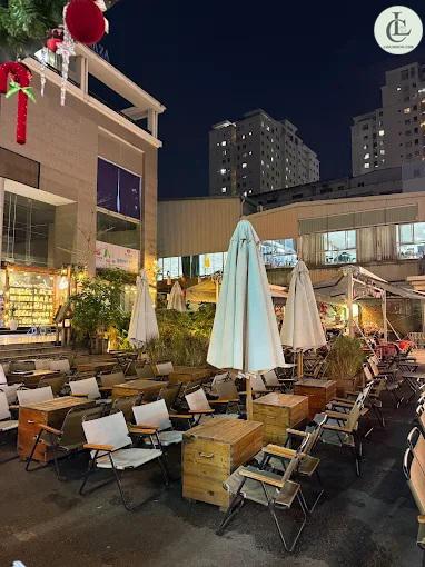 LỀ CAFÉ