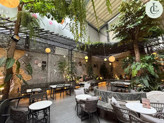  Myn Coffee – 884 Lạc Long Quân, P.8, Tân Bình